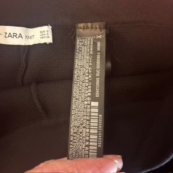 Zara High Waisted Knit Culottes Capris - Size S - Picture 7 of 8